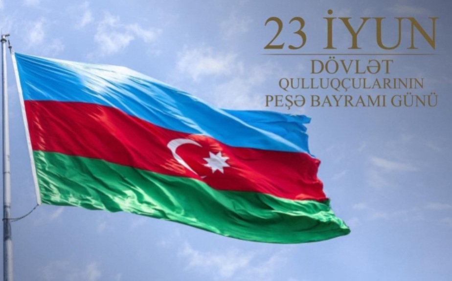 Bu gün Azərbaycanda Dövlət Qulluqçularının Peşə Bayramı Günüdür